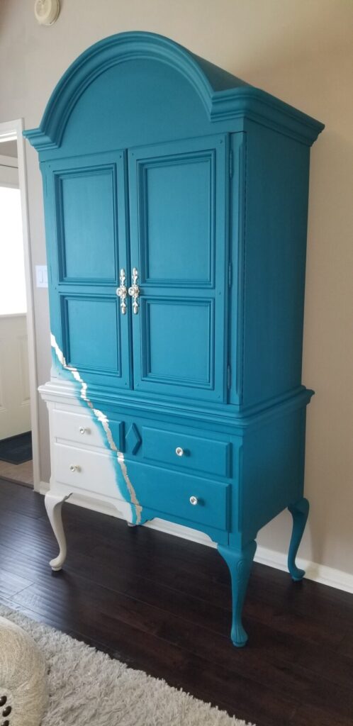 Painting My First Armoire Teal With Chalk Paint - Tahitian Treat