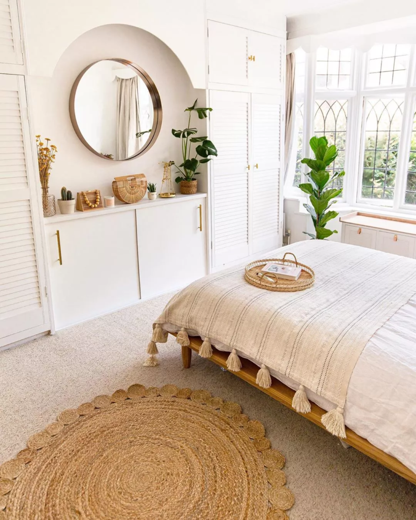 How Living A Minimalist Lifestyle Can Change Your Life - Boho Minimalist Bedroom