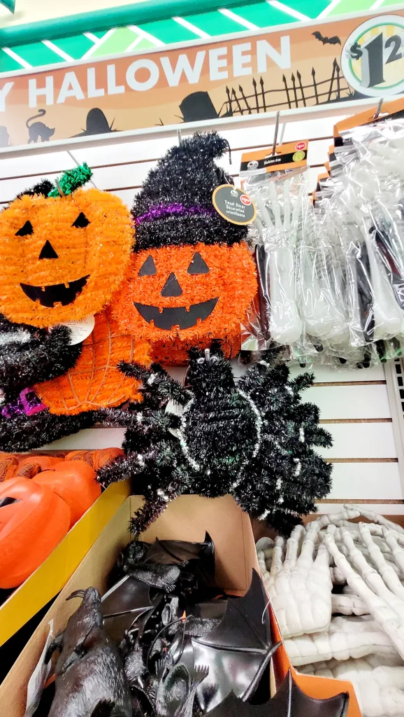 DIY Dollar Tree Halloween Wreath - That Doesn't Look Cheap - Lani Does It