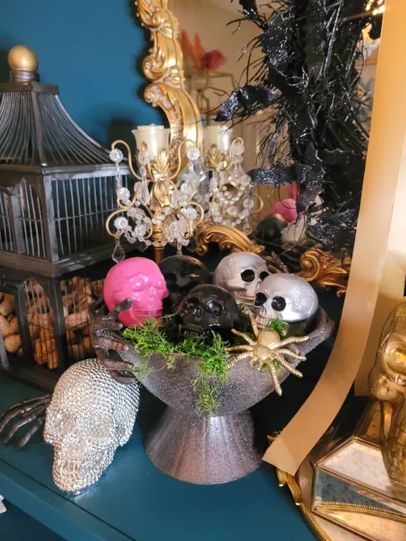 Budget Halloween Setup: How to Make It Look Chic, Spooky & Instagram-Worthy