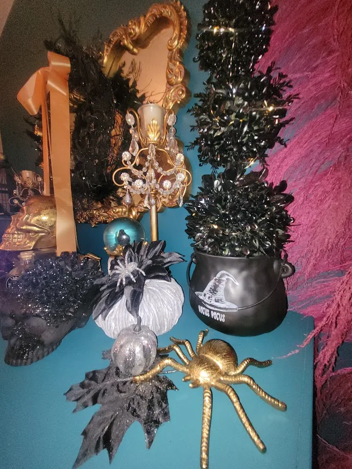 Budget Halloween Setup: How to Make It Look Chic, Spooky & Instagram-Worthy