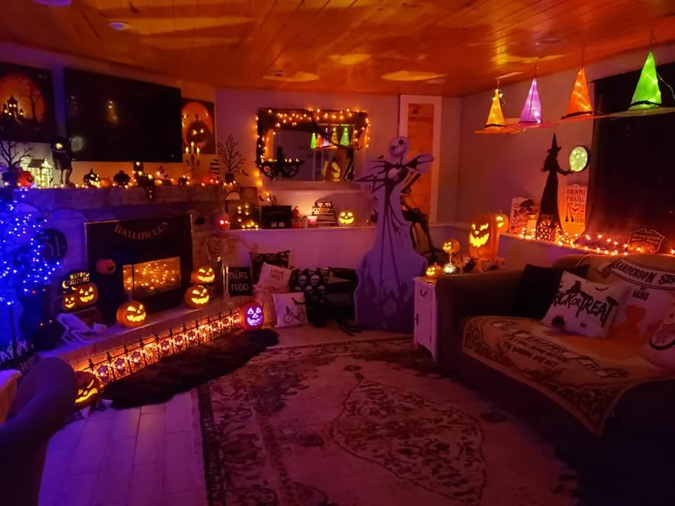 Budget Halloween Setup: How to Make It Look Chic, Spooky & Instagram-Worthy