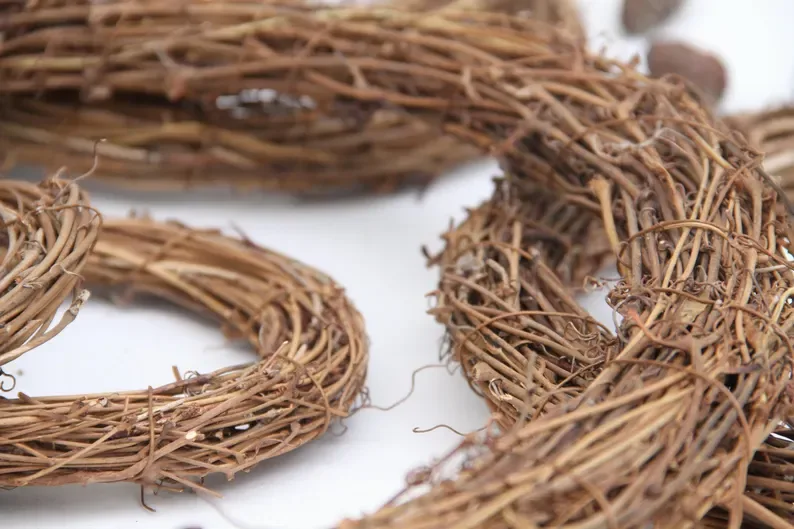 Easy DIY Halloween Wreath Projects That Take Just One Day