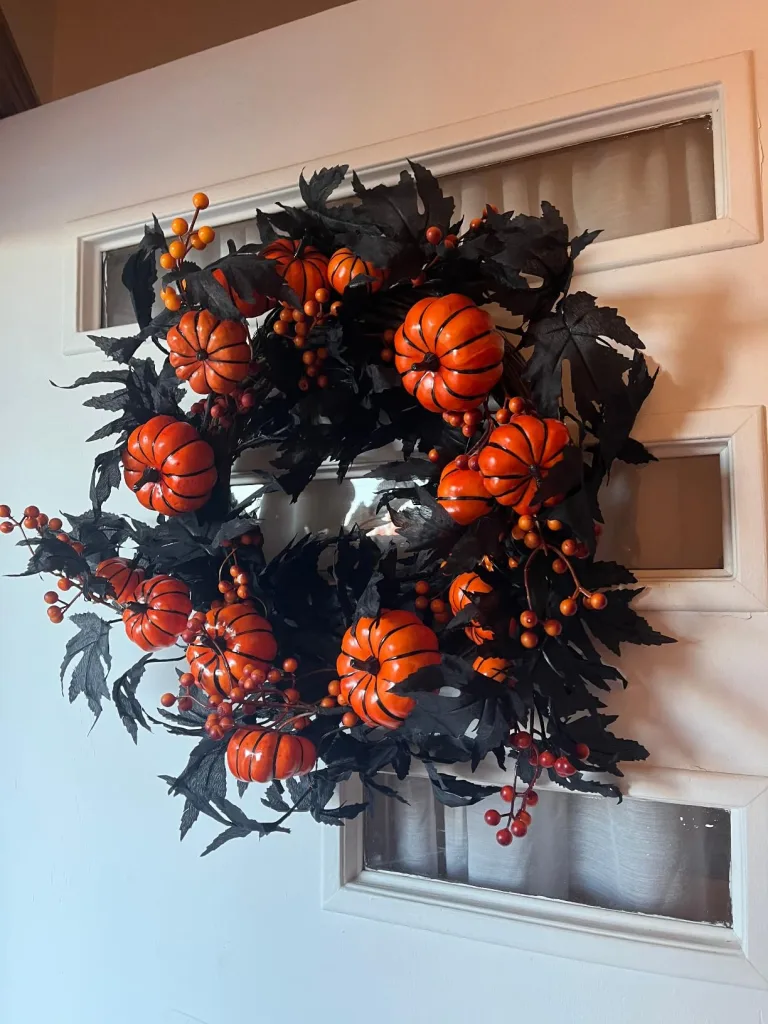 Easy DIY Halloween Wreath Projects That Take Just One Day