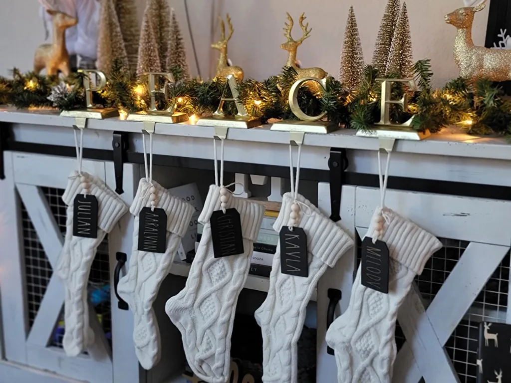 How to Make Christmas Look Expensive on a Budget