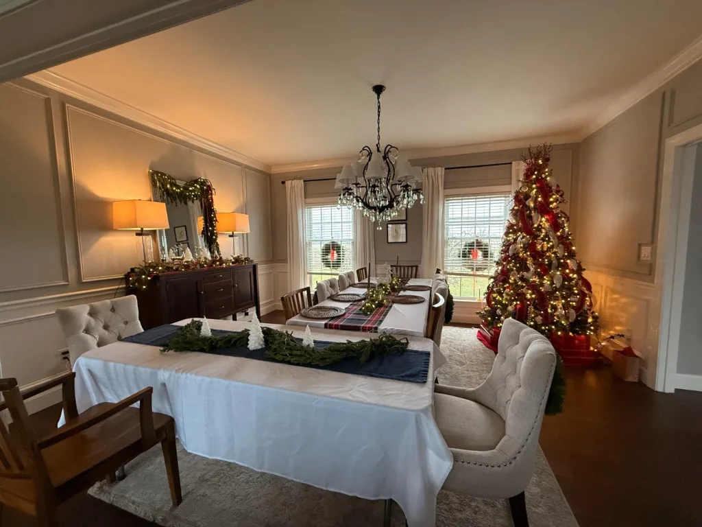 How to Make Christmas Look Expensive on a Budget