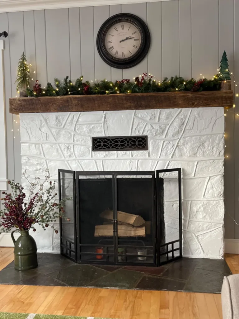 How to Create Cozy Christmas Corners for Winter 2025