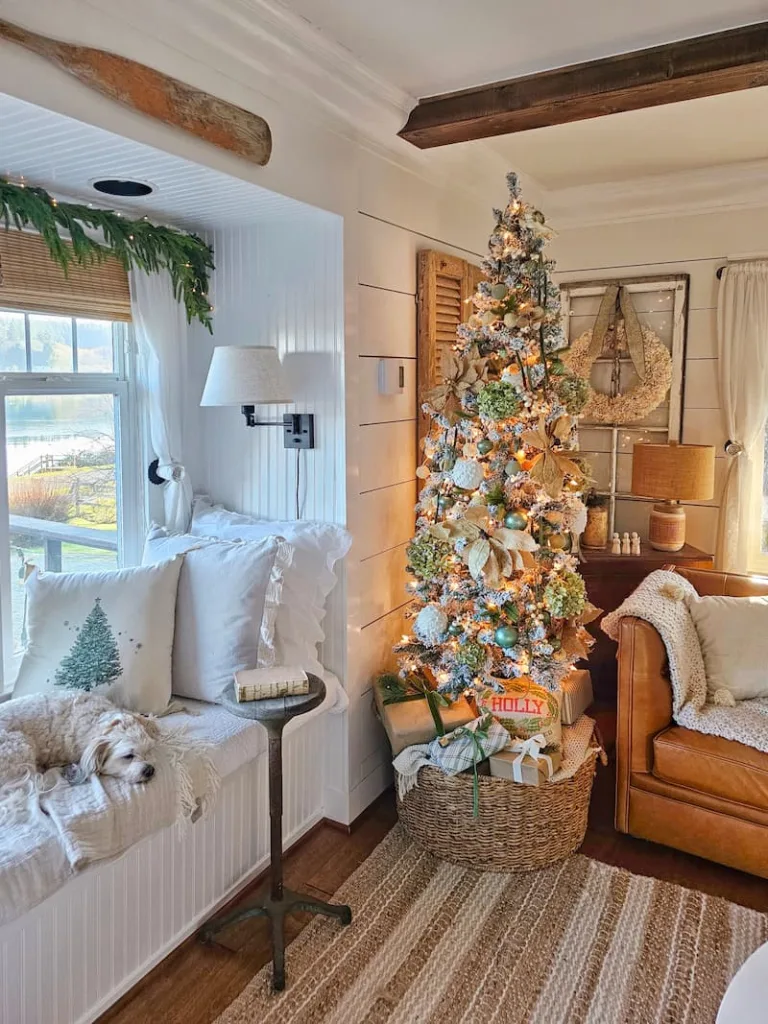 How to Create Cozy Christmas Corners for Winter 2025