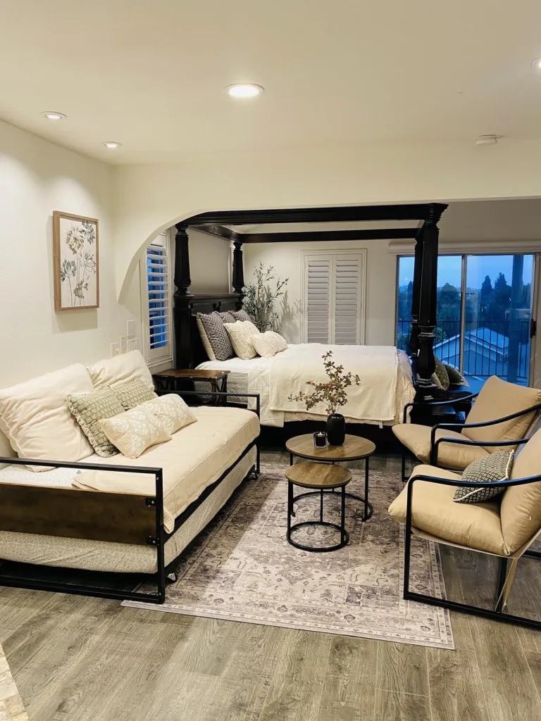 New Year Decluttering Tips for Decor Enthusiasts: Keep What You Love