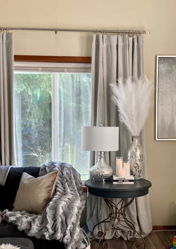 New Year Decluttering Tips for Decor Enthusiasts: Keep What You Love