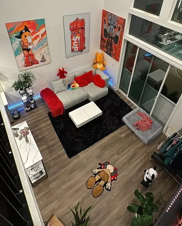 Pop Art Colorful Big Wall Decor Trend 2026: The Fastest Way to Make Your Home Look Expensive