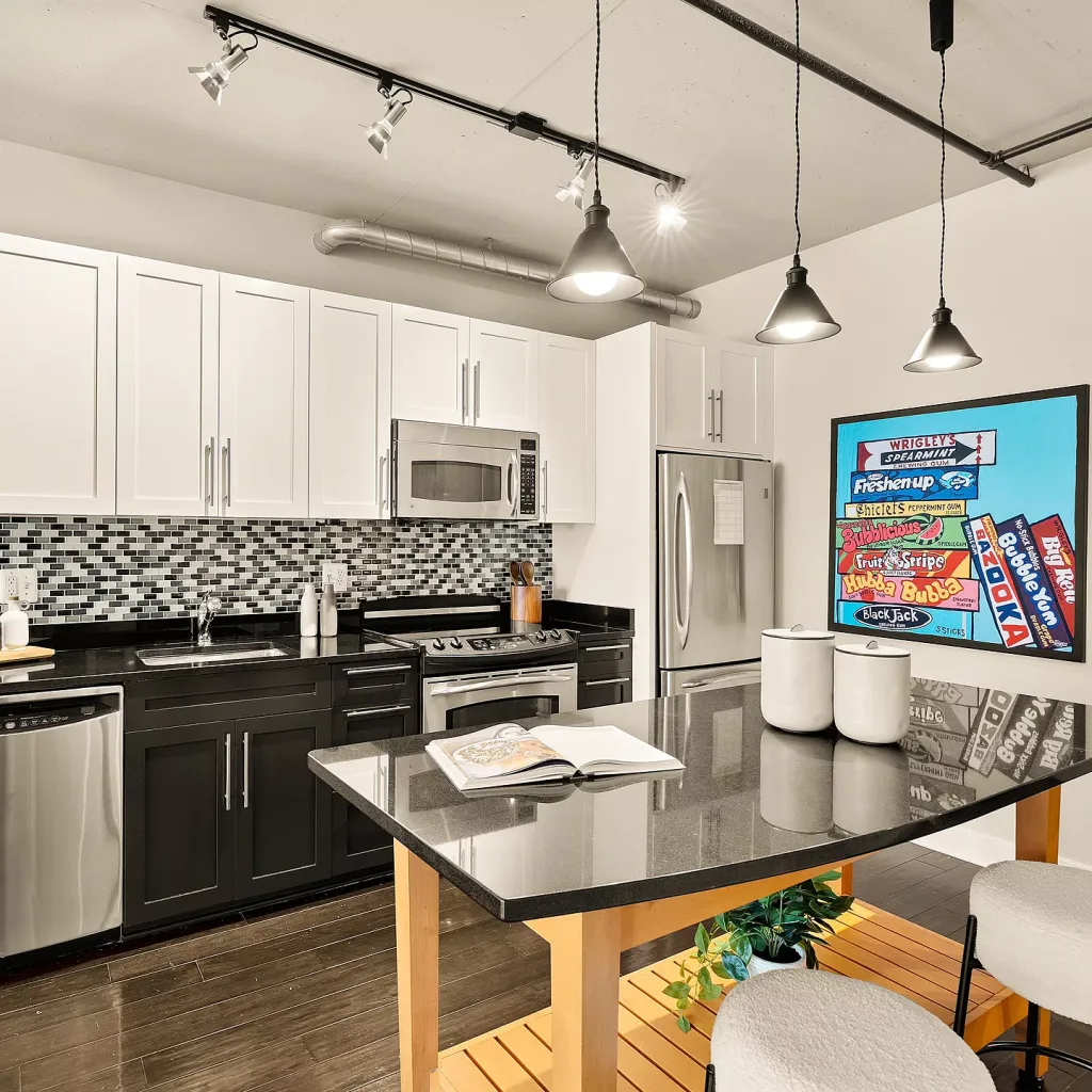 Colorful Pop Art Big Wall Decor Trend 2026: The Fastest Way to Make Your Home Look Expensive