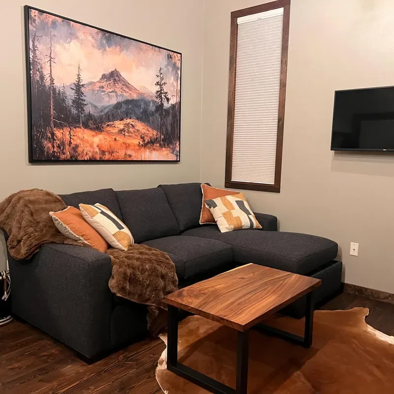 The “Do Less” Decor Trend You Need to Know
