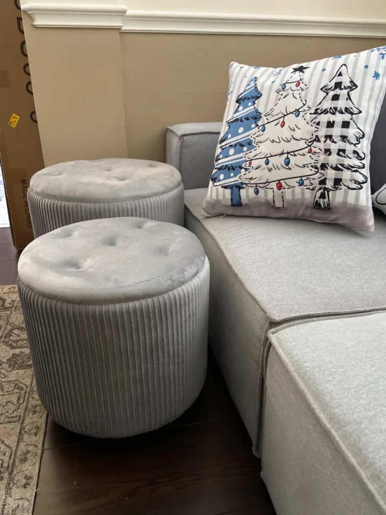 How to Keep a Small Apartment Cozy Without Overcrowding It