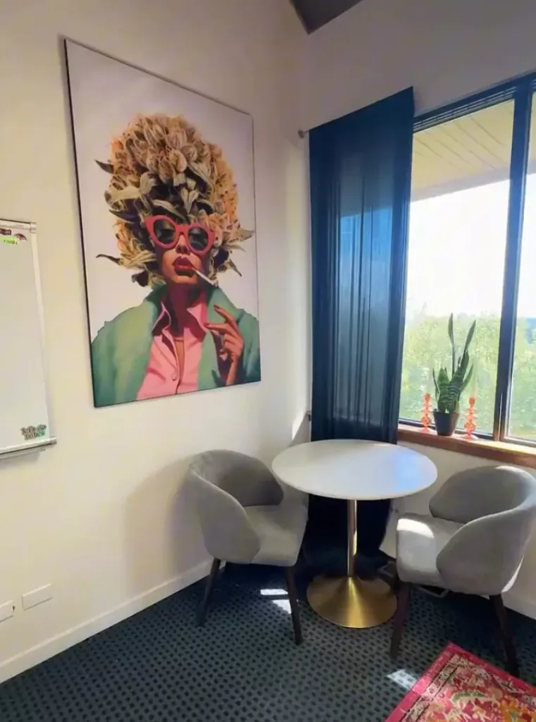 How to Keep a Small Apartment Cozy Without Overcrowding It