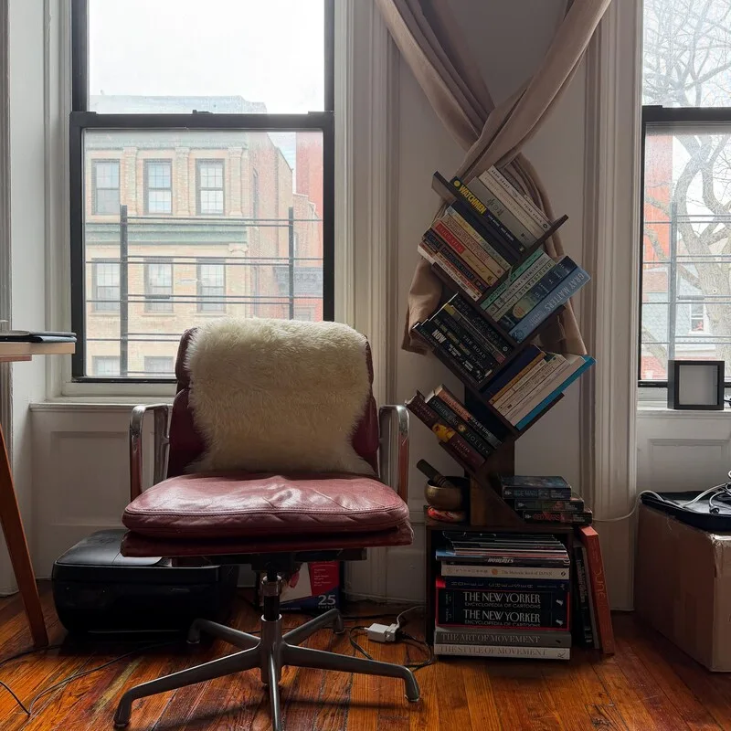 How to Keep a Small Apartment Cozy Without Overcrowding It