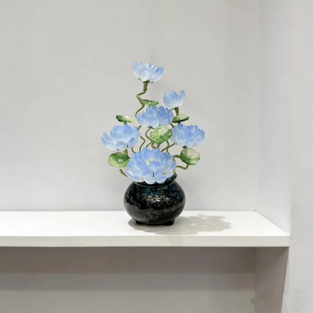 How to Keep a Small Apartment Cozy Without Overcrowding It