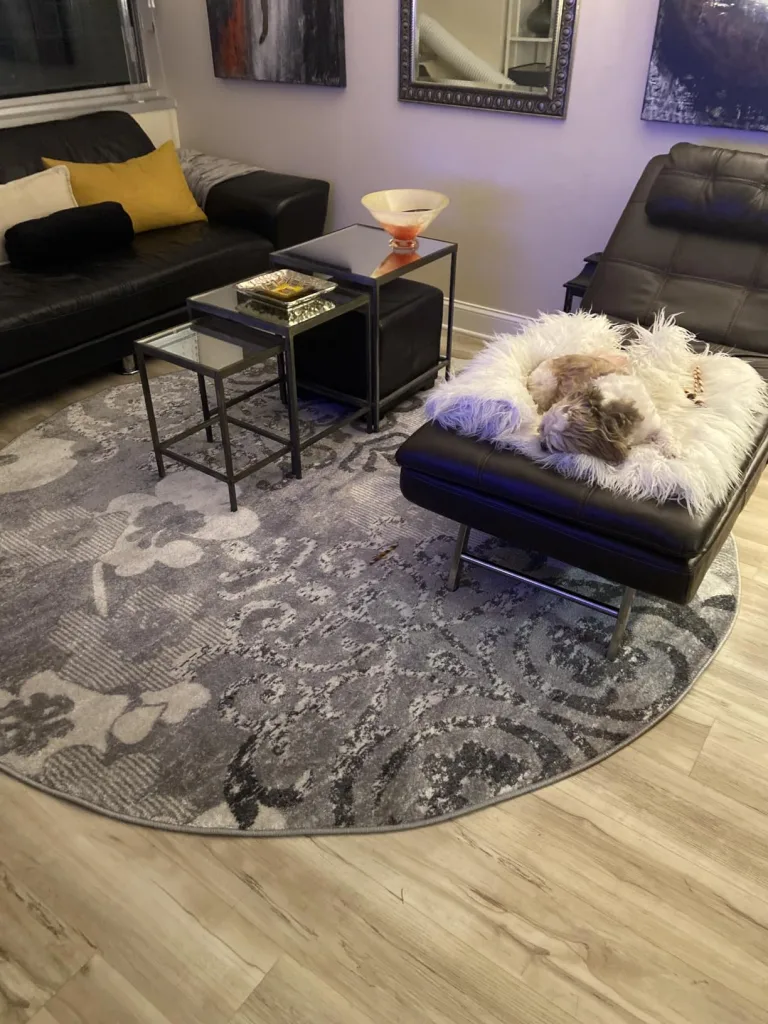 How to Keep a Small Apartment Cozy Without Overcrowding It