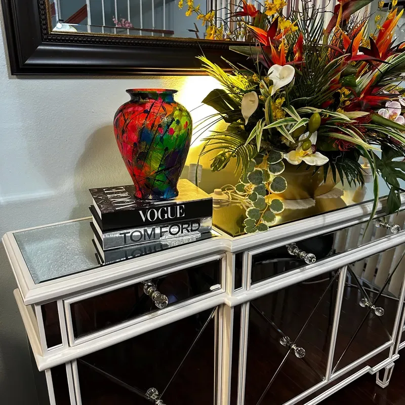 How to Keep a Small Apartment Cozy Without Overcrowding It