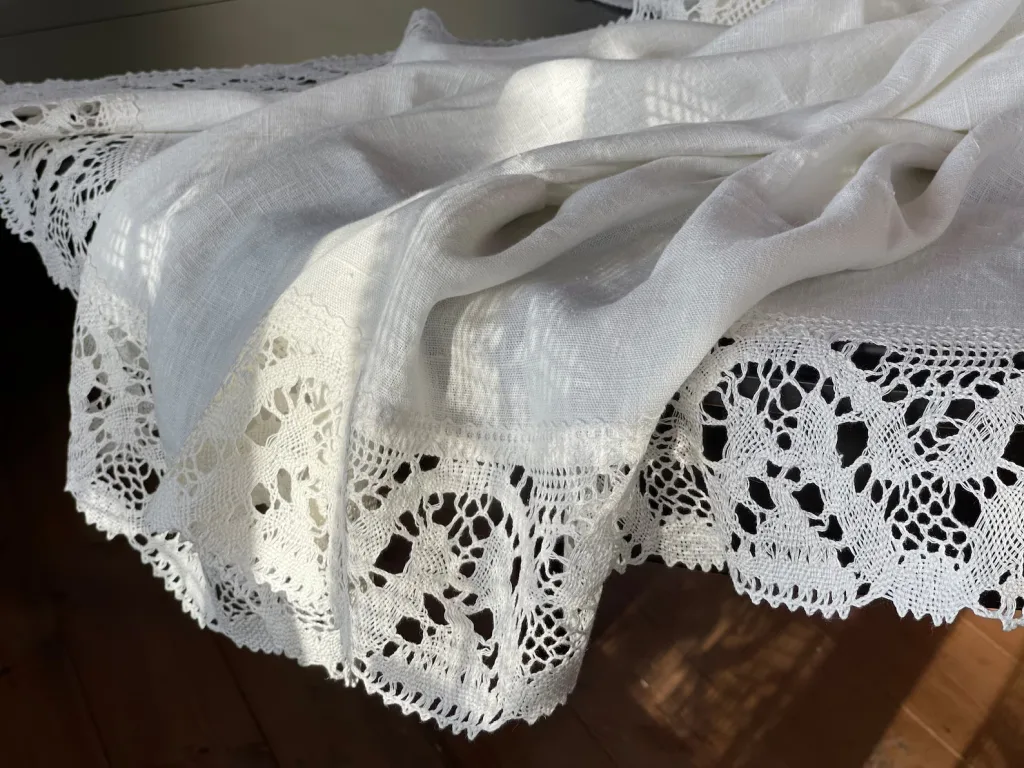 How to Achieve Country Cottage Style Home on a Budget