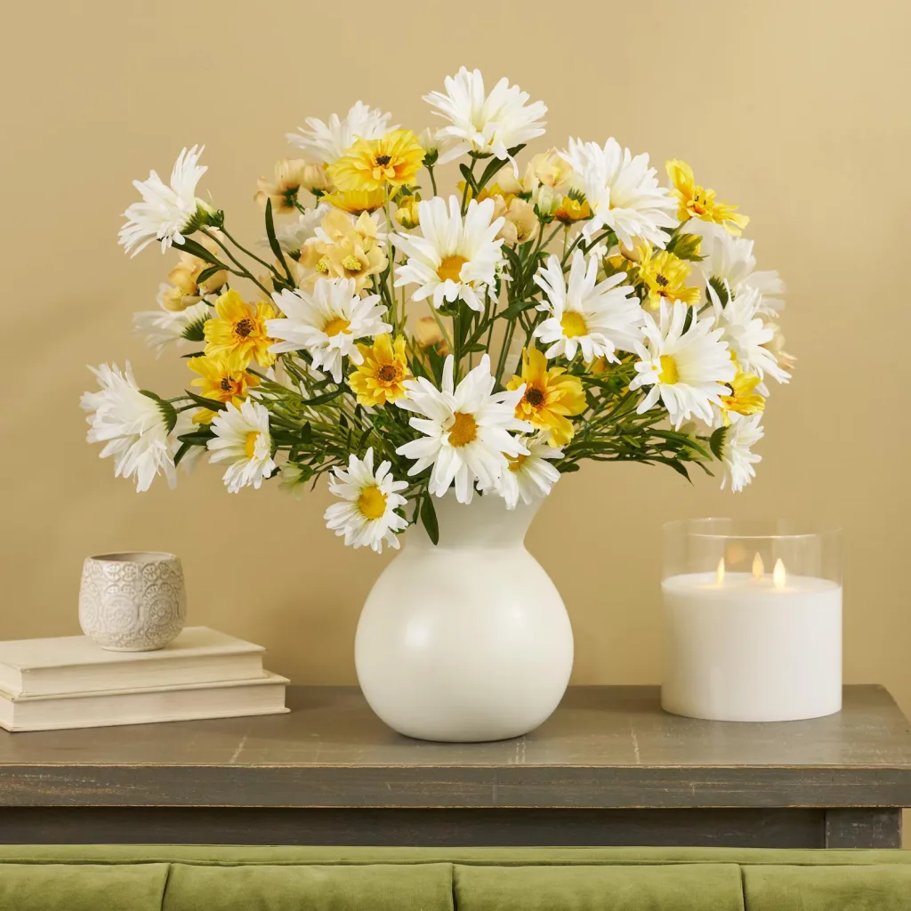 10 Best Wildflowers For Beautiful Centerpieces For Any Occasions