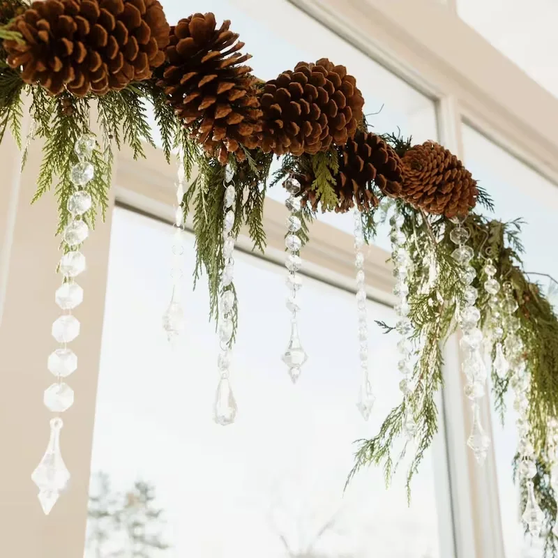 How to Easily Decorate with Driftwood, Pods & Pinecones