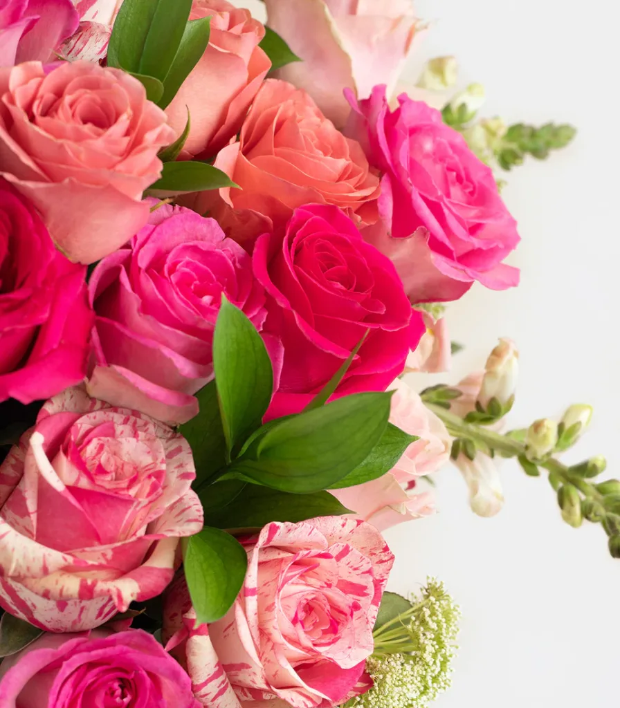 Top 8 Flowers to Make Beautiful Spring Wreaths