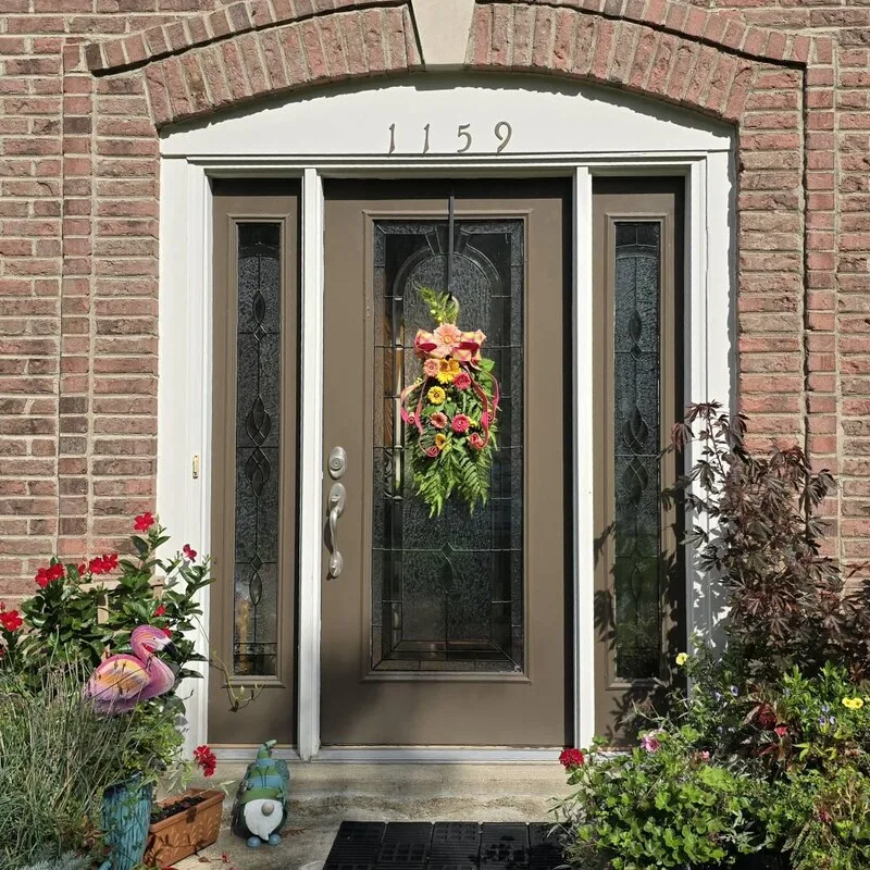 Top 8 Flowers to Make Beautiful Spring Wreaths