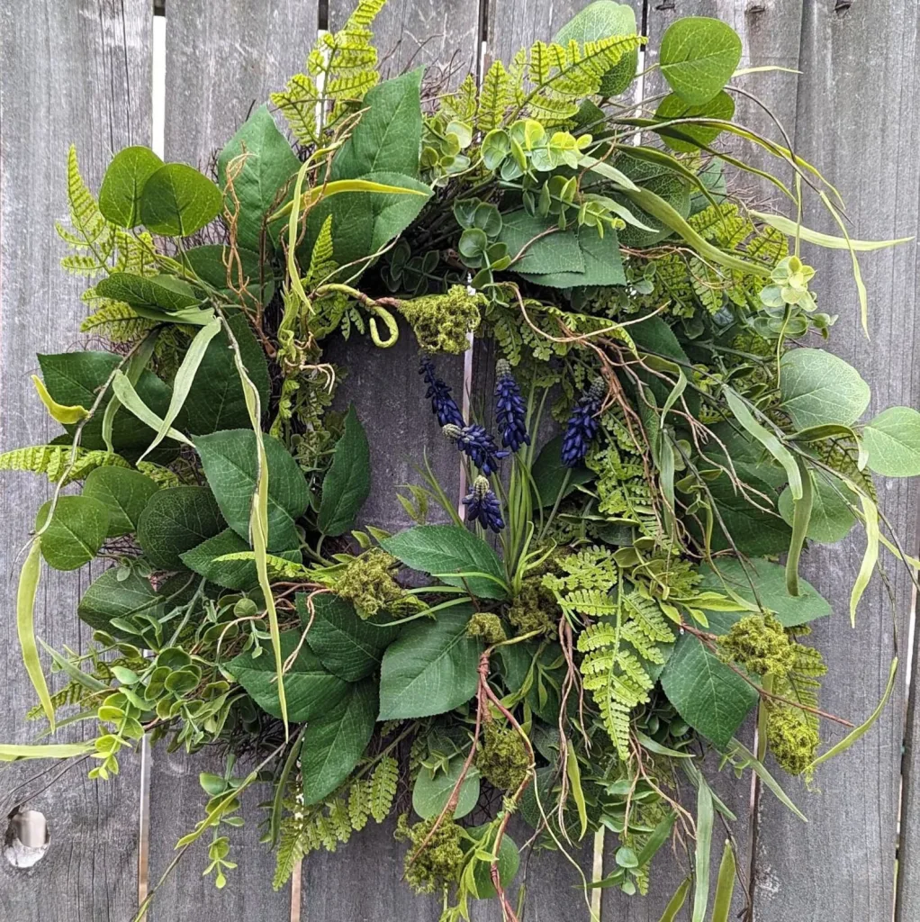 Top 8 Flowers to Make Beautiful Spring Wreaths