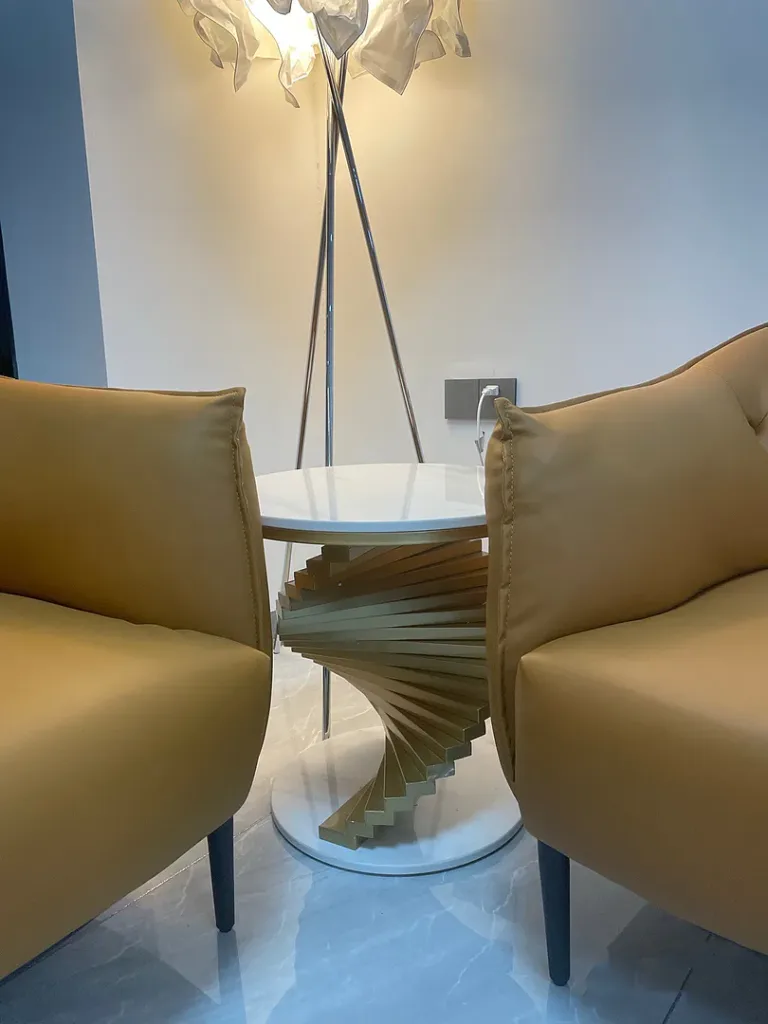 Timeless Living Room Table Ideas For Elegant And Balanced Home Styling - How to Decorate a Living Room That Never Goes Out of Style
