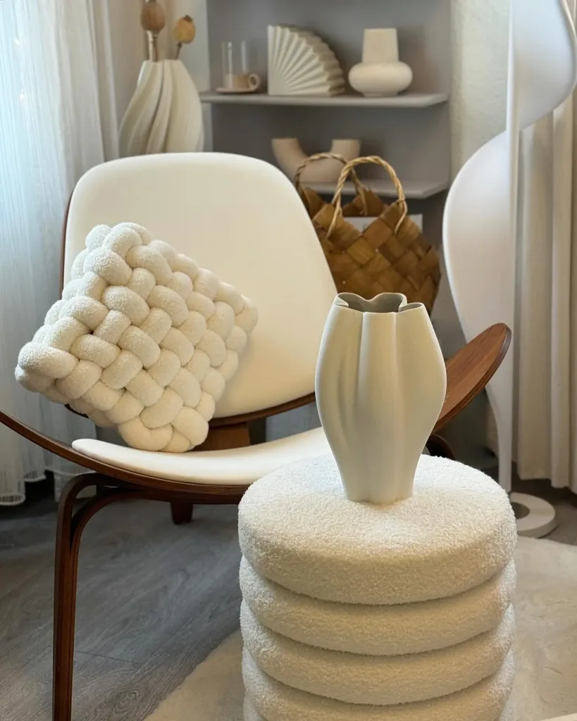 Must-Try Accent Chair Timeless Living Room Decor Ideas - How to Decorate a Living Room That Never Goes Out of Style