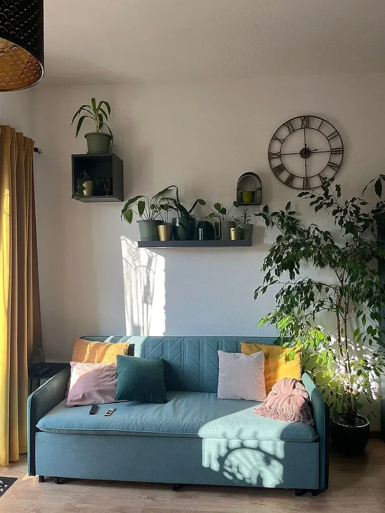 How to Make a Small Room Look Bigger