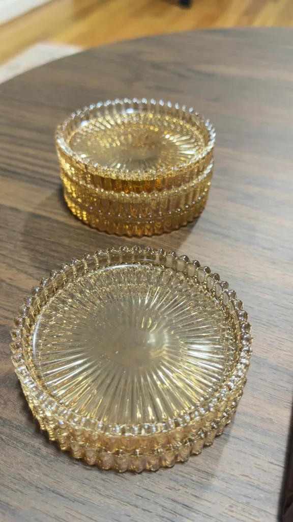 Modern Clear Coaster Ideas For Minimal And Elegant Table Styling - The Rule of Three in Interior Design and How to Use It