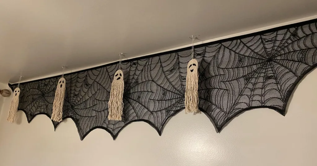 Amazon Wall Hanging Chic Halloween Home Makeover - The Best Halloween Decorating Ideas for Renters