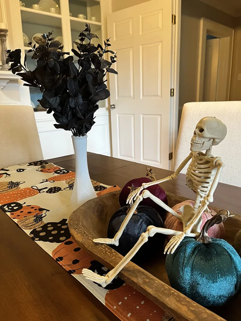 Amazon Simple Table Halloween Decor Ideas - The Ultimate Halloween Decoration Timeline And When to Actually Start