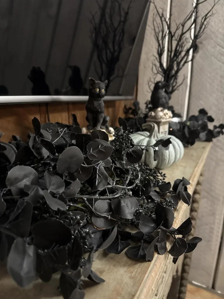 Amazon Affordable Black Halloween Decor Ideas - The Ultimate Halloween Decoration Timeline And When to Actually Start