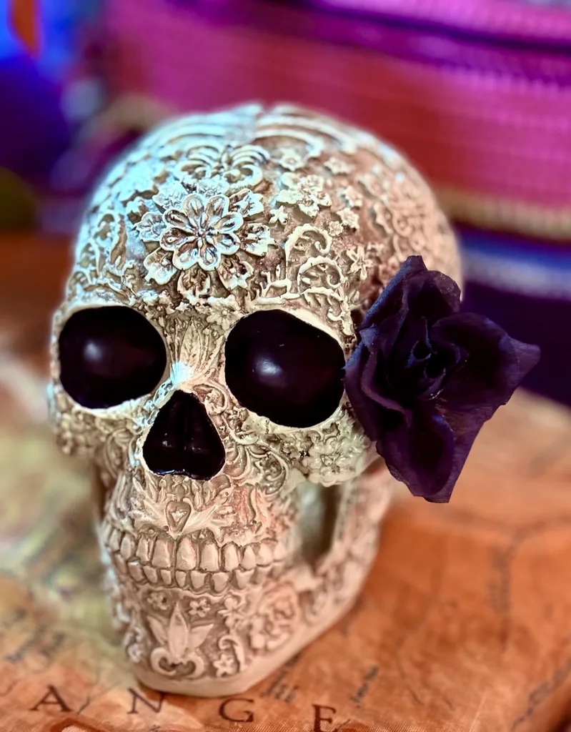 Creative Skeleton Decorating Ideas For A Haunted Halloween Look - Beautiful Ways to Use Skeletons in Your Halloween Decor