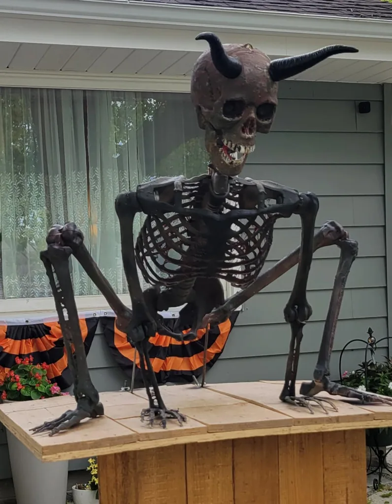 Spooky Skeleton Decor Ideas For A Creepy Home Display - Beautiful Ways to Use Skeletons in Your Halloween Decor