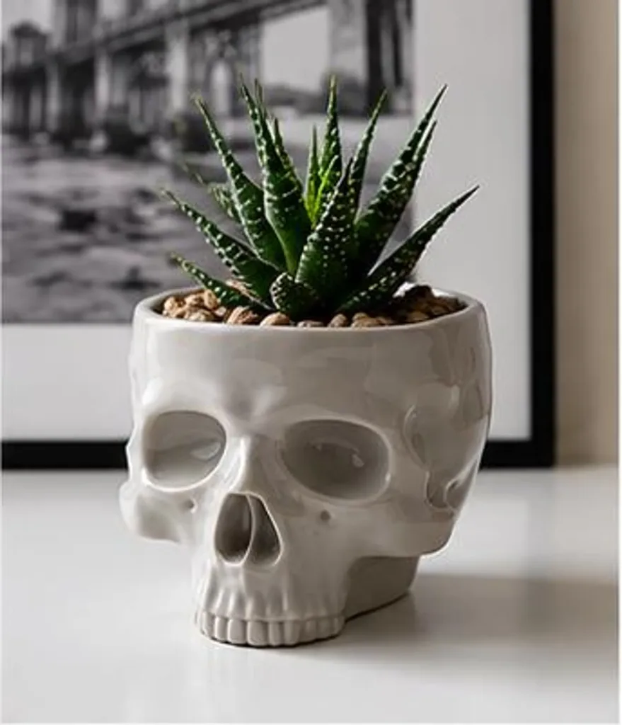 Neutral Halloween Decorations For A Cozy And Understated Fall Look - The Best Neutral Halloween Decor for a Sophisticated Spooky Home