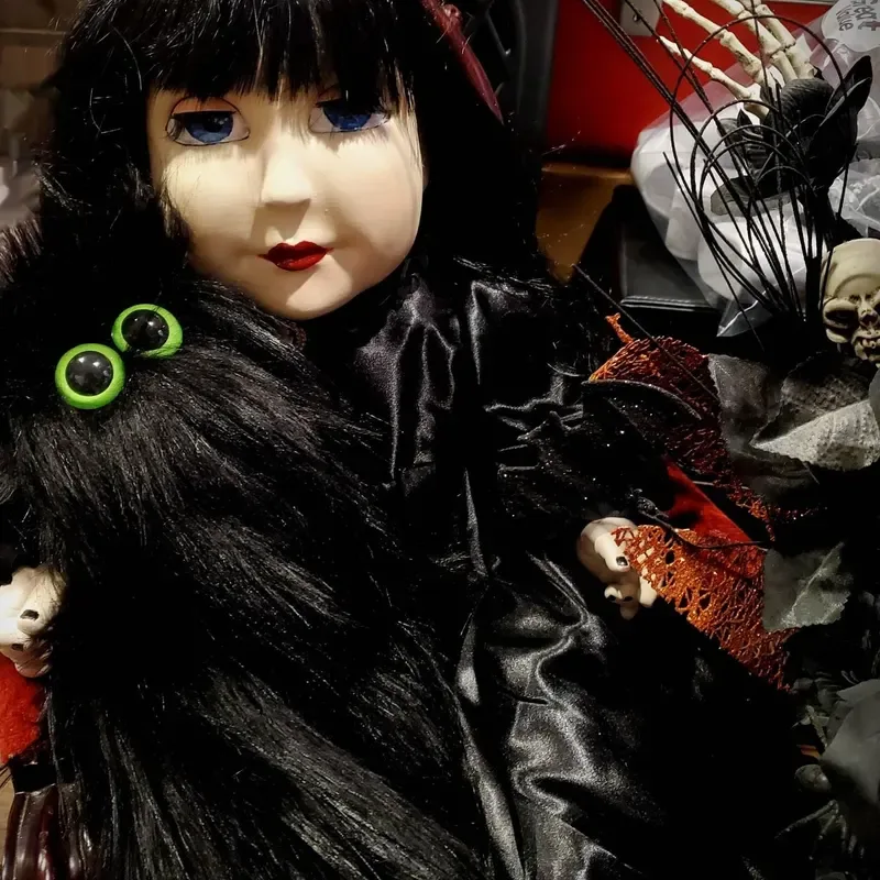 Halloween Doll Decor Inspiration For A Spooky Chic Home - Halloween Doll Decor Ideas That Are Creepy in the Best Way