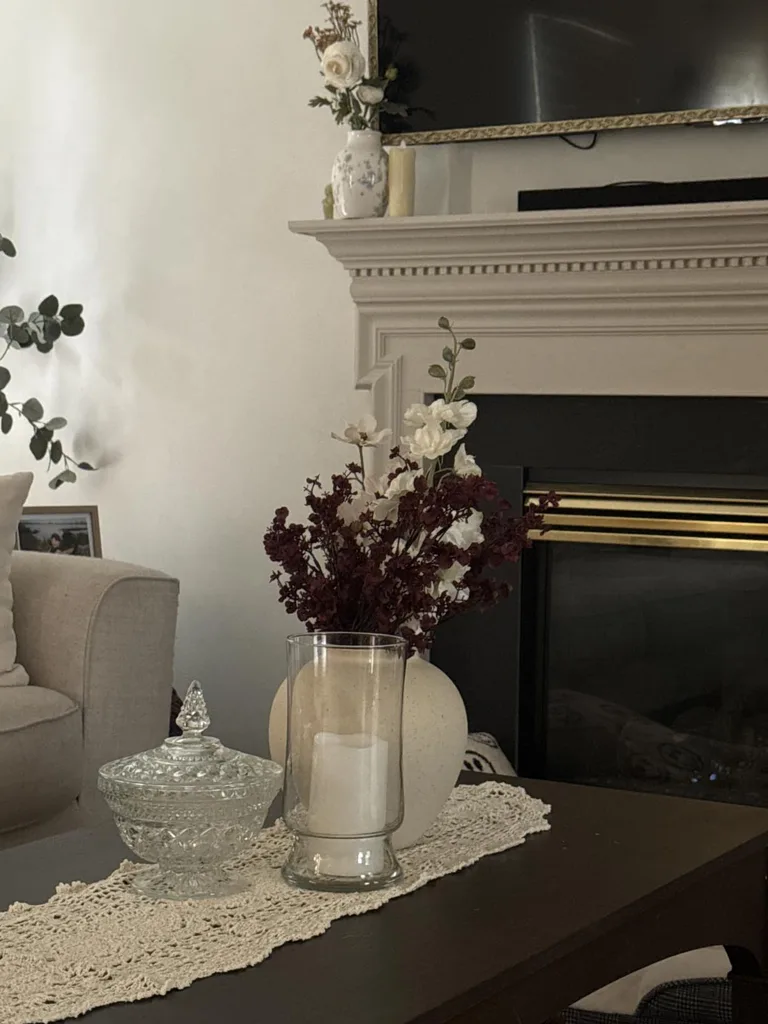 Fall Home Decor Ideas For A Cozy And Inviting Space - How Designers Pick Fall Colors That Always Look Stunning